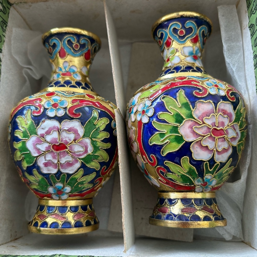 Vintage Authentic Asian Cloisonné Vases Set - Picture 8 of 11